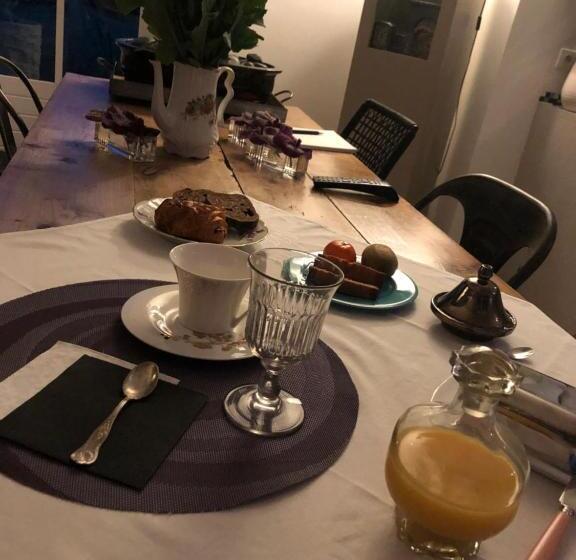 مبيت وإفطار La Thibautière