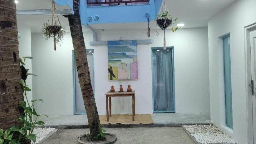 هتل Azaya Beach Maldives Thulusdhoo