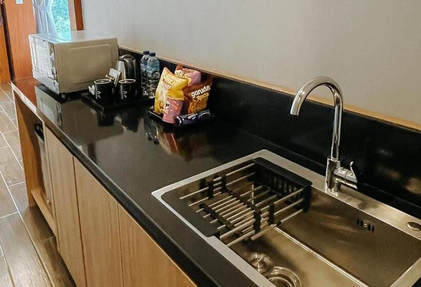 Hotelli Damar Langit Resort