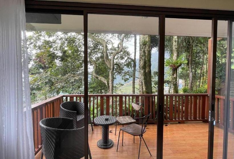 Hotelli Damar Langit Resort