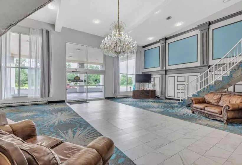 Hotelli Days Inn I81 King Room