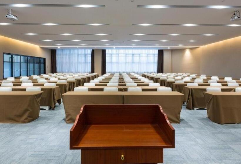 Hotelli Grace Select