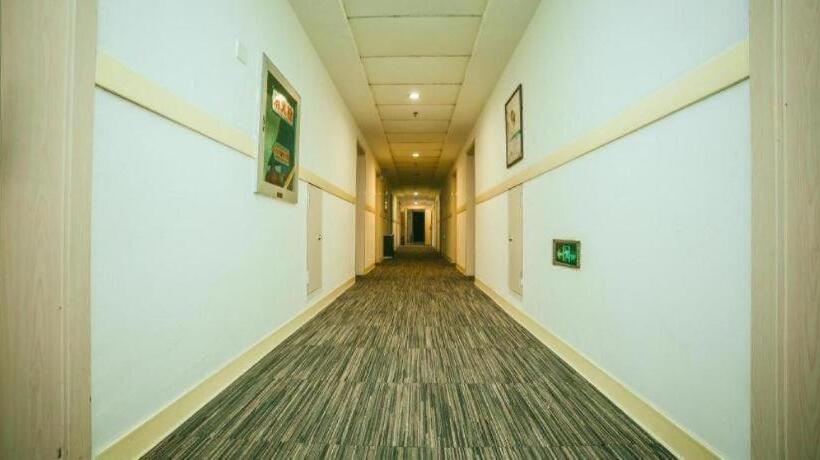 בית מלון כפרי Jinjiang Inn Yangzhou Passenger East Terminal