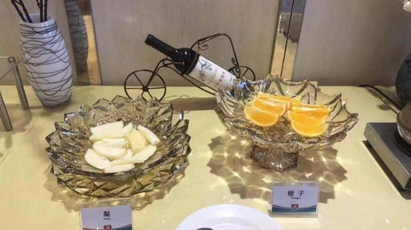 בית מלון כפרי Jinjiang Inn Yangzhou Passenger East Terminal