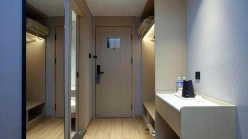 בית מלון כפרי Jinjiang Inn Yangzhou Passenger East Terminal