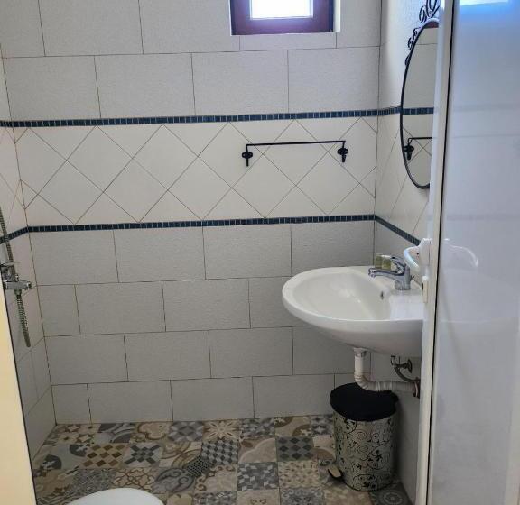 پانسیون къща за гости азалия