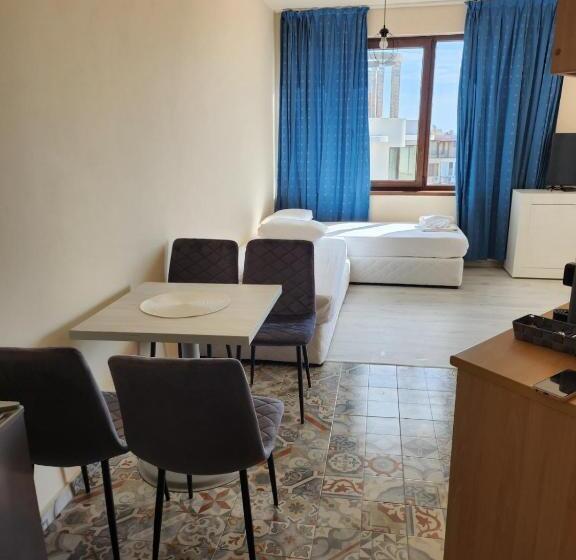 پانسیون къща за гости азалия