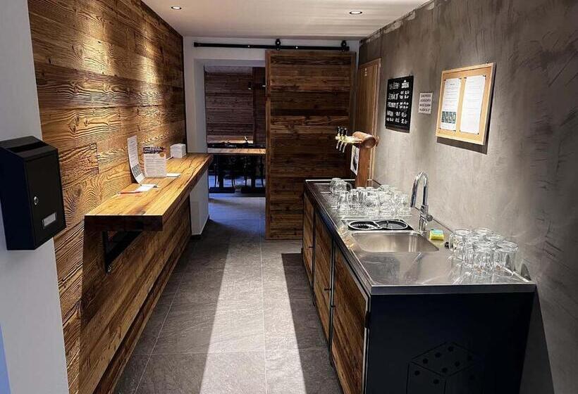 Panzió Apartmány šestka