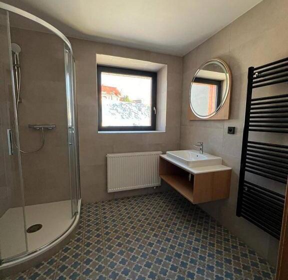 Panzió Apartmány šestka