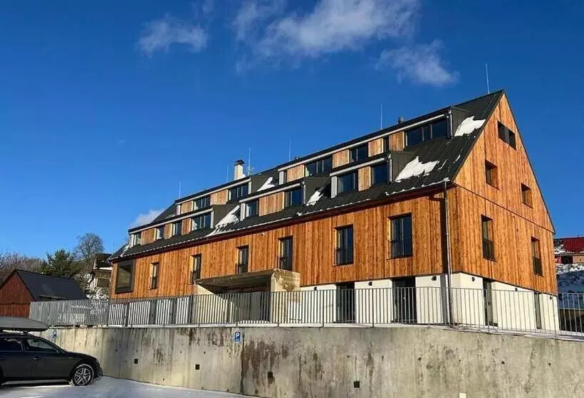 ペンション Apartmány šestka