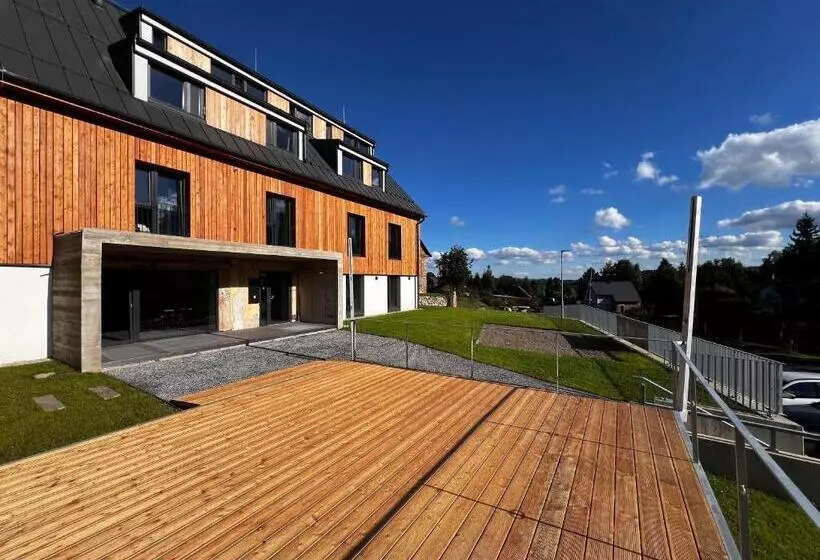 ペンション Apartmány šestka