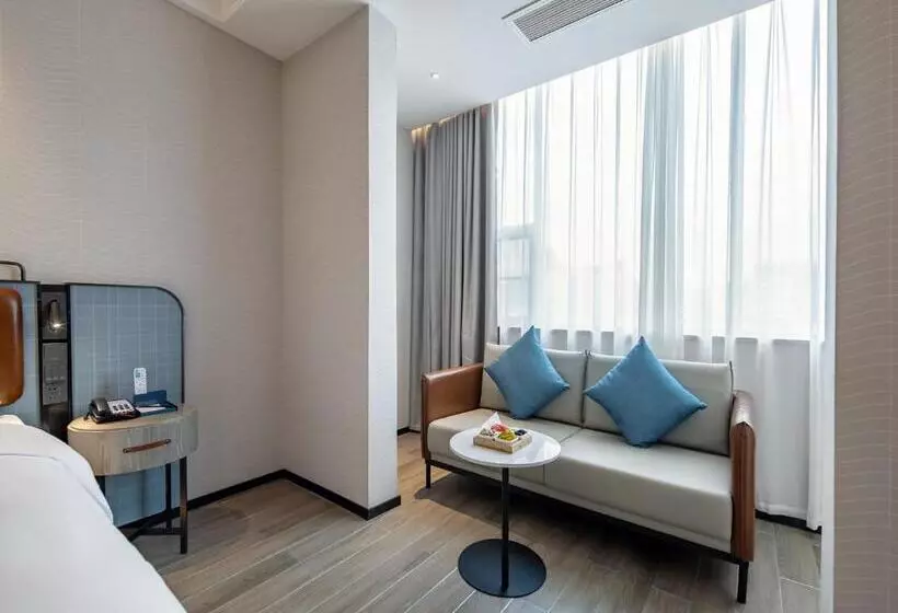 Echarm Hotel Hechi Bama Branch