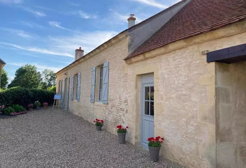 ベッドアンドブレックファースト Chez Anne   Chambre Avec Salle De Bain Privative