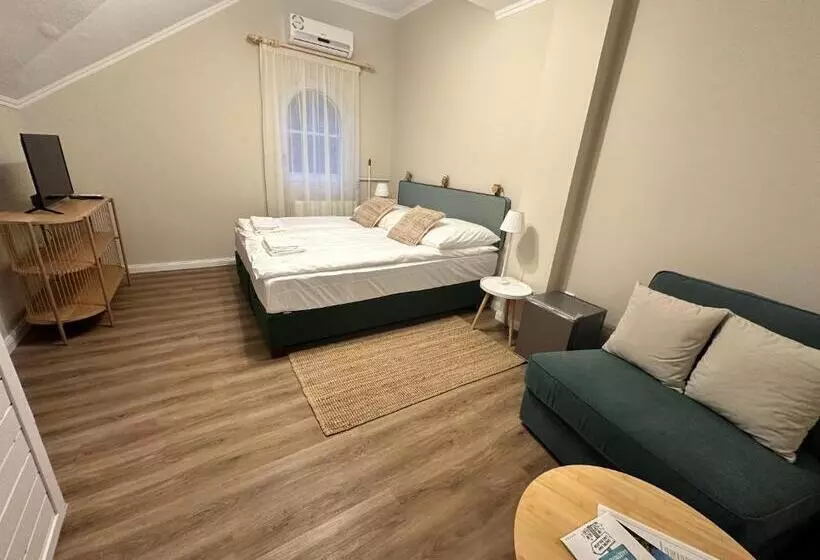 Aamiaismajoitus (B&B) Délceg Réce Mini