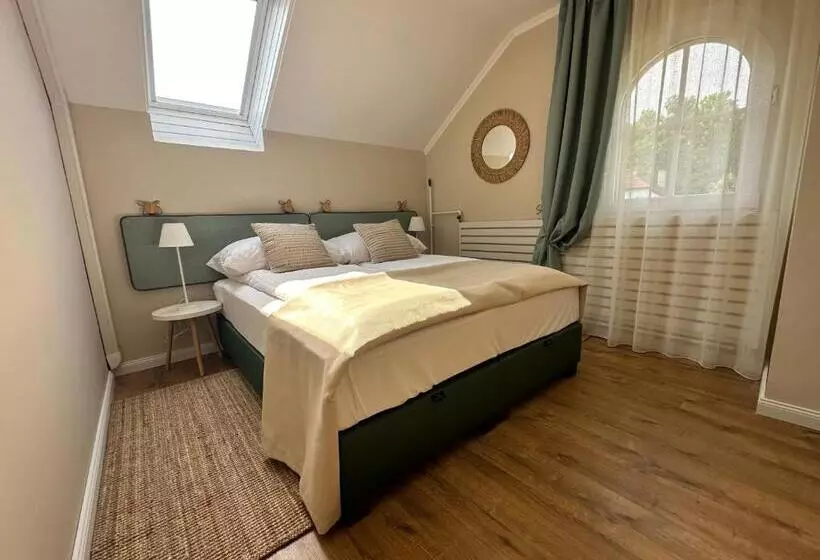 Aamiaismajoitus (B&B) Délceg Réce Mini