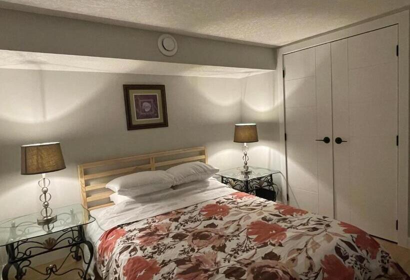 تختخواب و صبحانه Flora S House