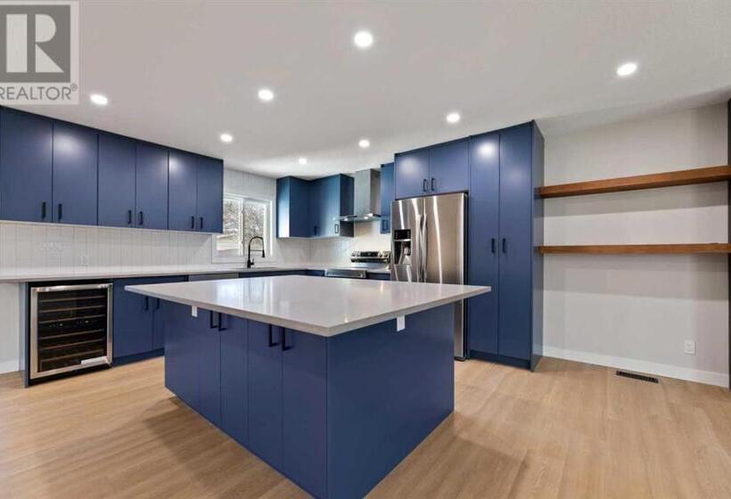 تختخواب و صبحانه Flora S House