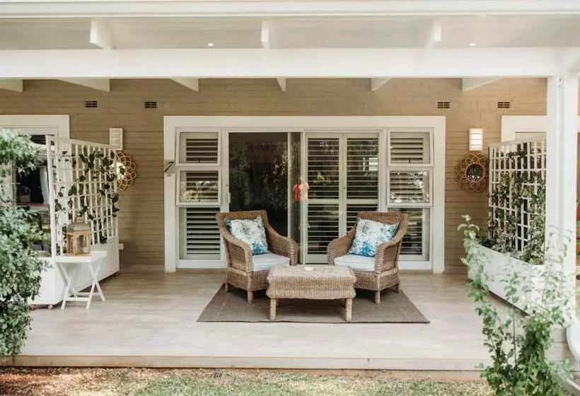 تختخواب و صبحانه Ridgeway Place