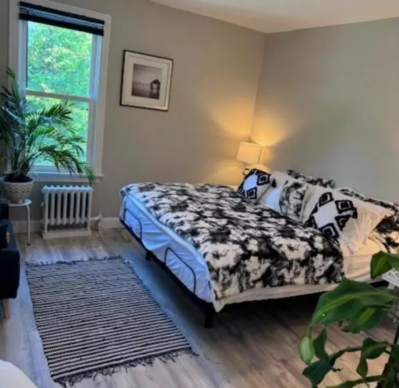 Bloom Boutique All Inclusive Bed & Breakfast