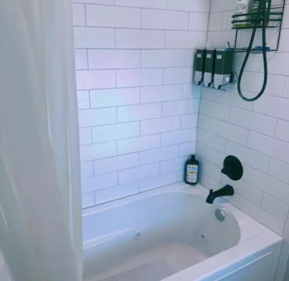 Bloom Boutique All Inclusive Bed & Breakfast