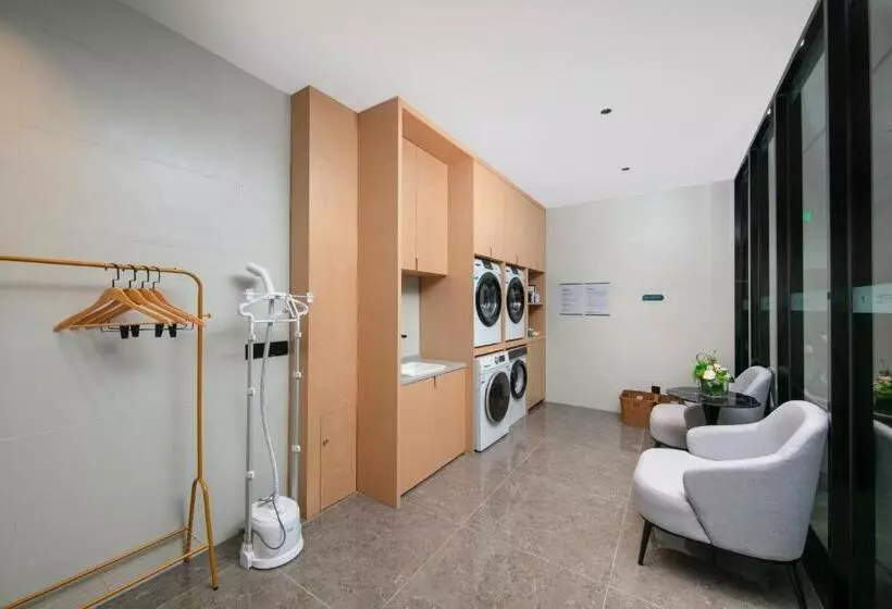 Hotelli Country Inn & Suite By Radisson, Nanchong Gaoping Airport North Sichuan Medical College