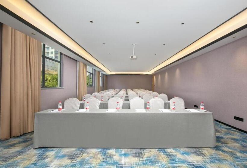 בית מלון כפרי Country Inn & Suite By Radisson, Nanchong Gaoping Airport North Sichuan Medical College