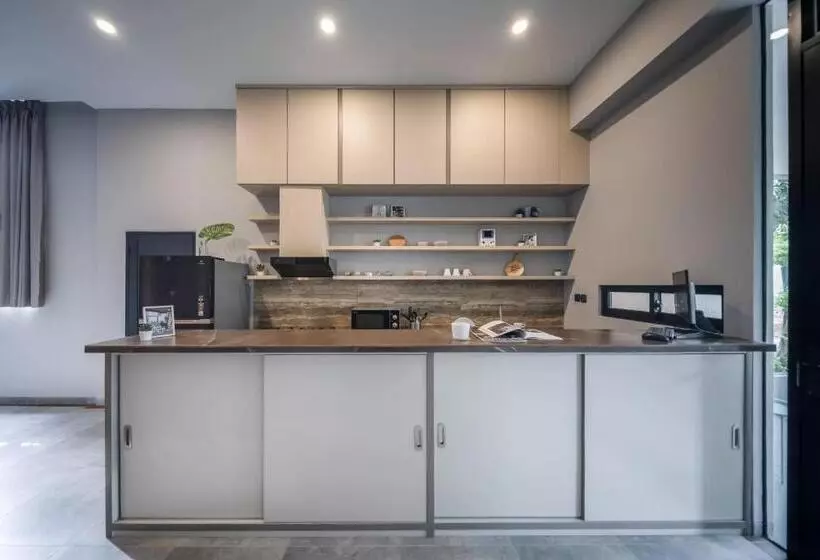 ホテル Cove Equatoria