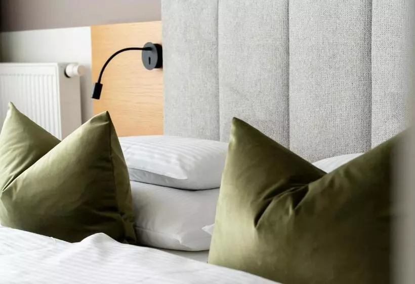 Hotelli Weindomizil Hagn