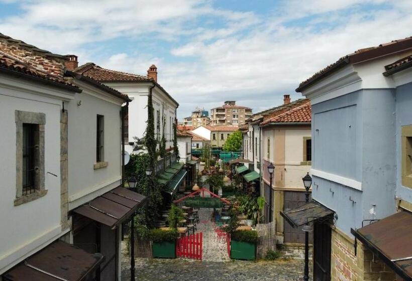 膳宿费 Livealbania Korçë Guesthouse