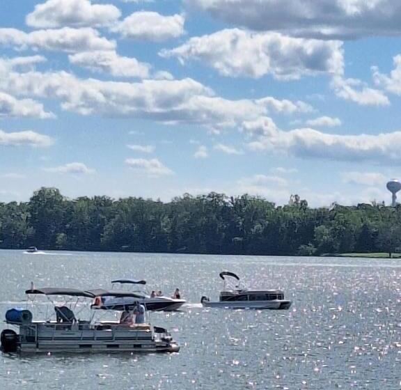 膳宿费 Sunny Home