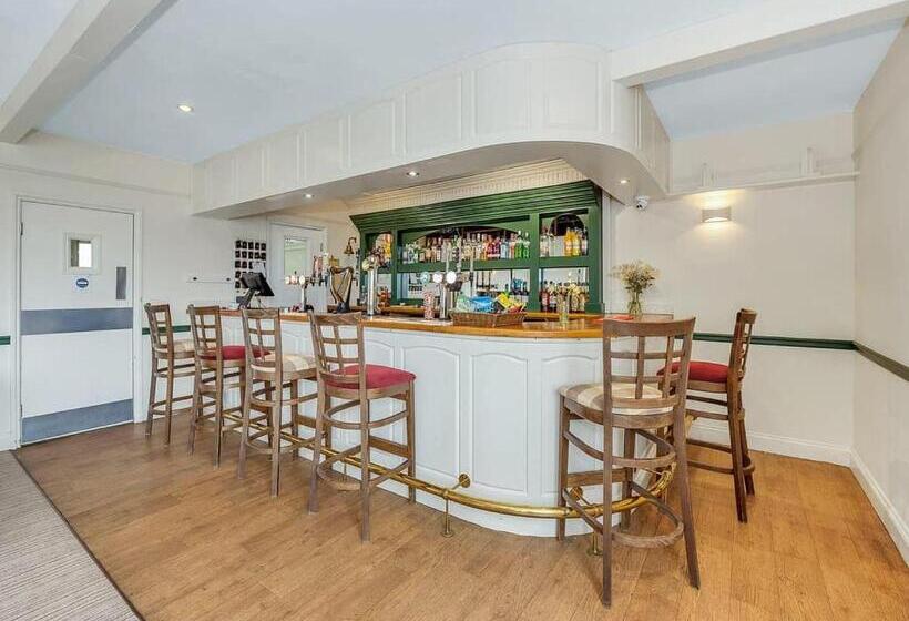 אתר נופש Cakes Ale Holiday Park