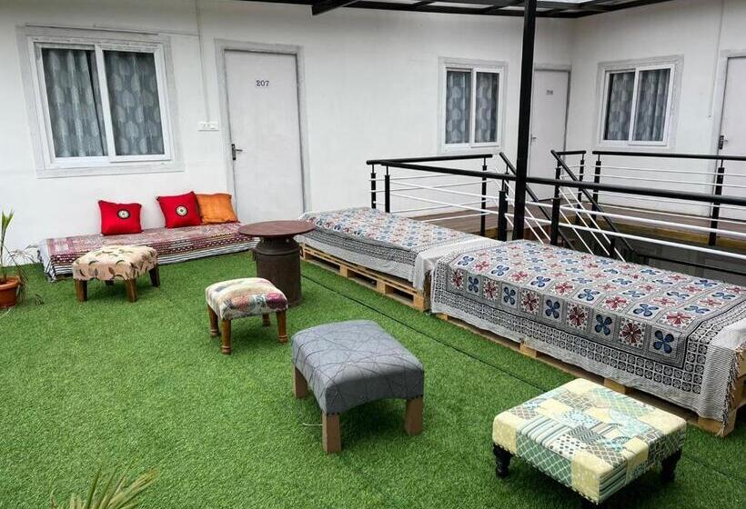 הוסטל Prabhus Place