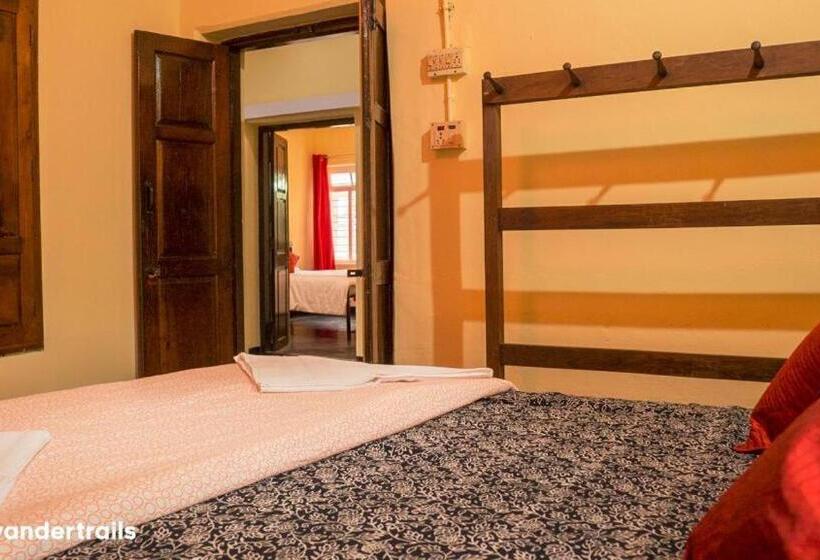 הוסטל Prabhus Place