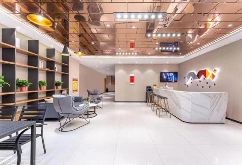 Borrman Hotel Jinan Quancheng Square Qilu Hospital