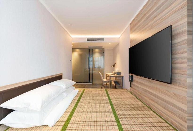 Hanting Premium Hotel Dalian Airport