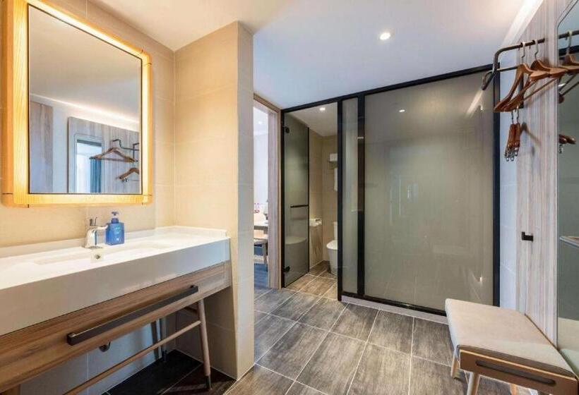 Hanting Premium Hotel Dalian Airport