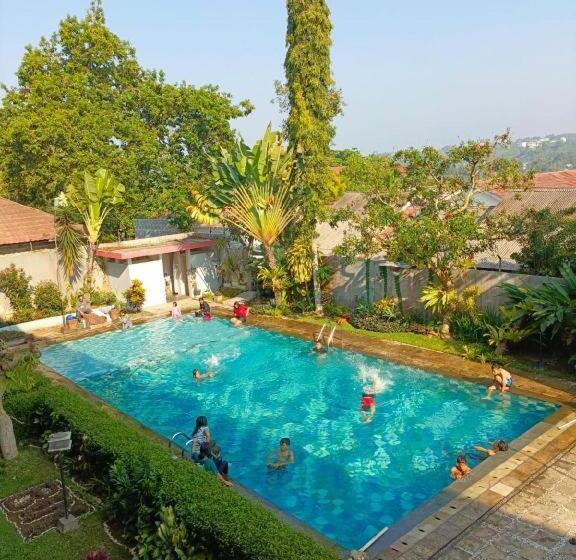 호텔 Bogor Indah Nirwana