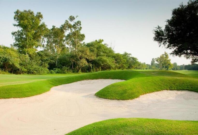 호텔 Bogor Indah Nirwana