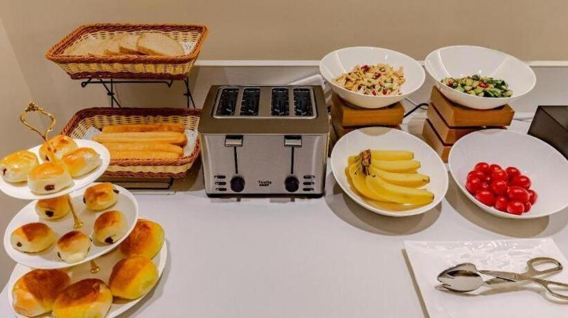 Отель City Comfort Inn Shaorao Poyang