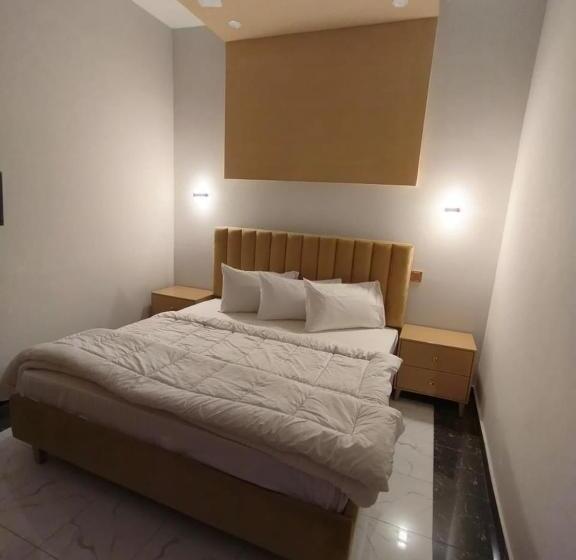 هتل Roomi Rezidor Multan