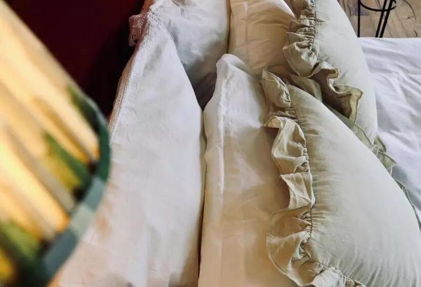 Hotelli The London & Paris