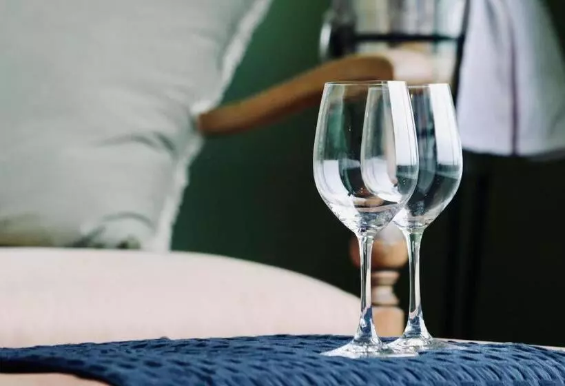 Hotelli The London & Paris