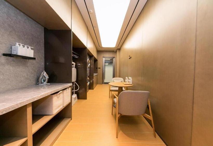 Ji Hotel Jinan Daming Lake Tongyuanju Front Street