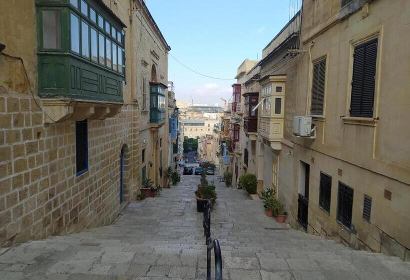 پانسیون 3 Cities Heart 1