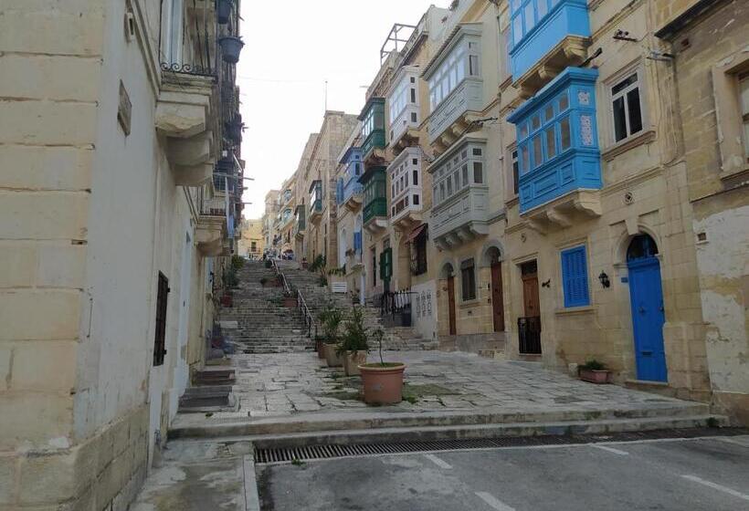 پانسیون 3 Cities Heart 1