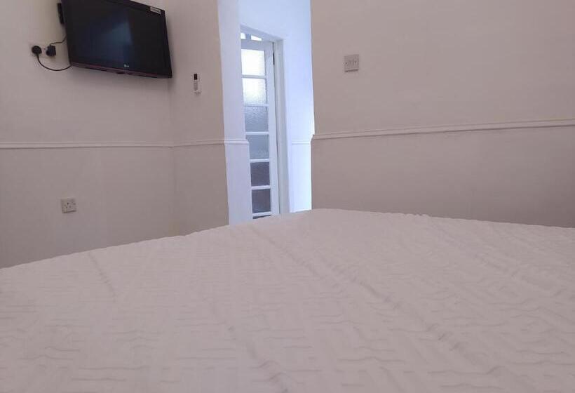 پانسیون 3 Cities Heart 1