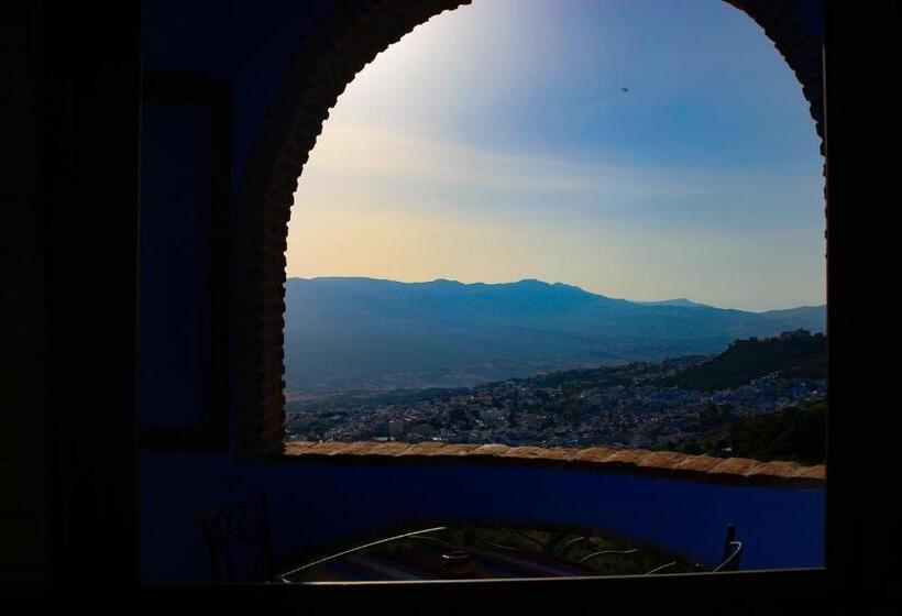 پانسیون Haven Hills Social Club