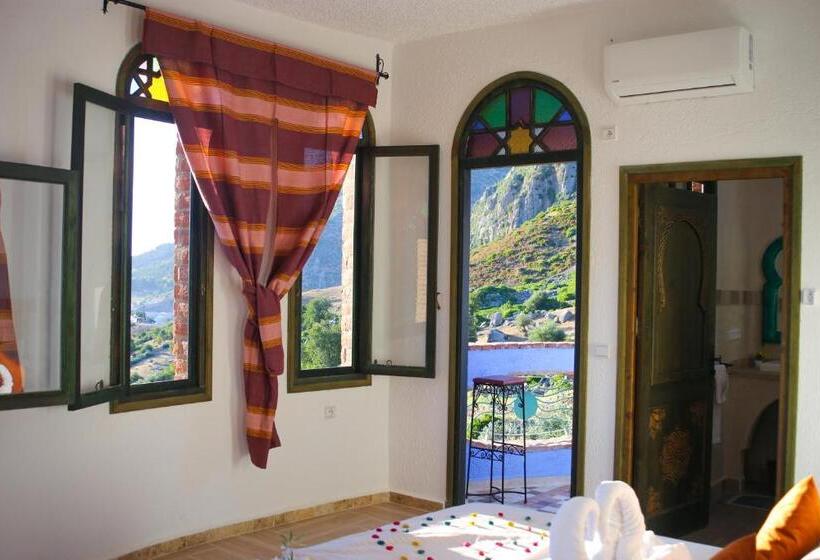 پانسیون Haven Hills Social Club