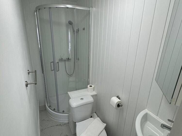 פנסיון The Paradise Guest House