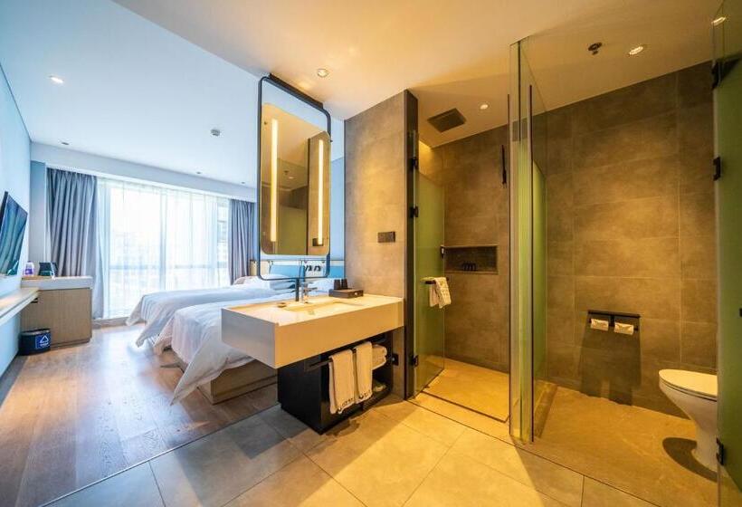 استراحتگاه 珠海横琴星乐度露营小镇